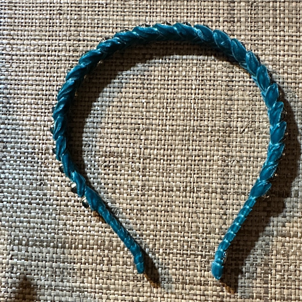 Lele Sadoughi peacock rhinestone headband EUC